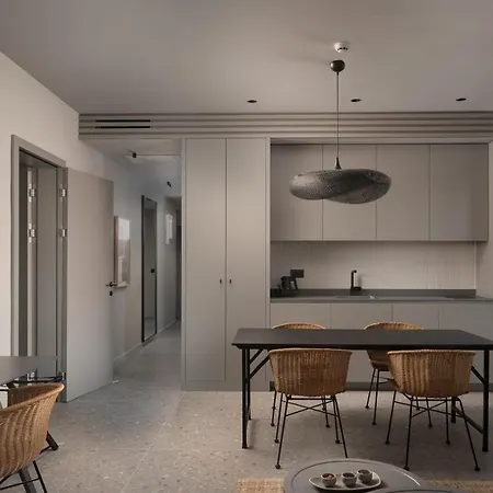 La Vista Apartment
